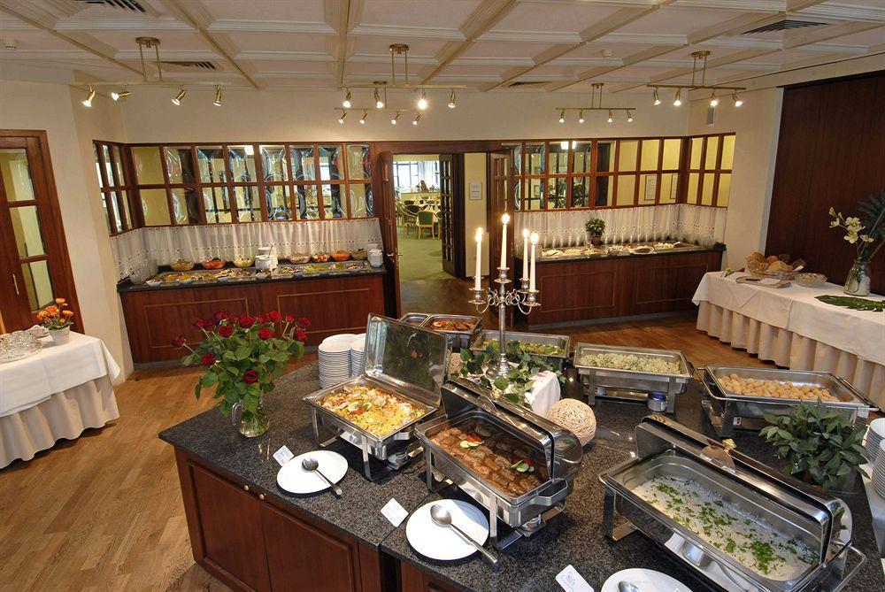 Balladins Superior Hotel Gutsmann Bad Bramstedt Buitenkant foto