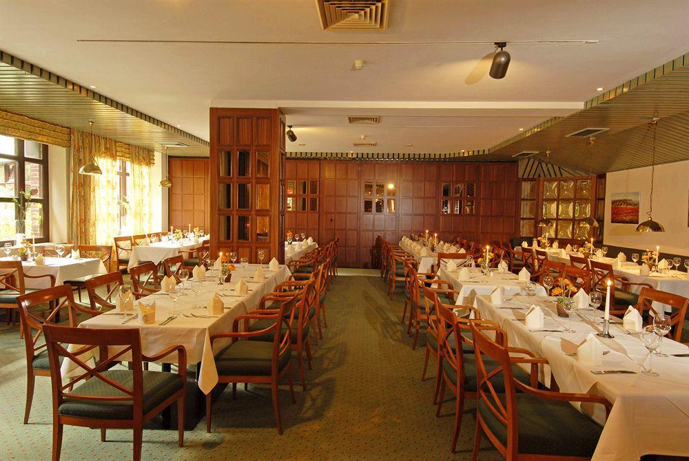 Balladins Superior Hotel Gutsmann Bad Bramstedt Buitenkant foto