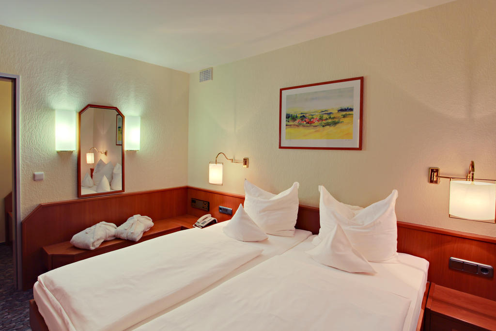 Balladins Superior Hotel Gutsmann Bad Bramstedt Kamer foto
